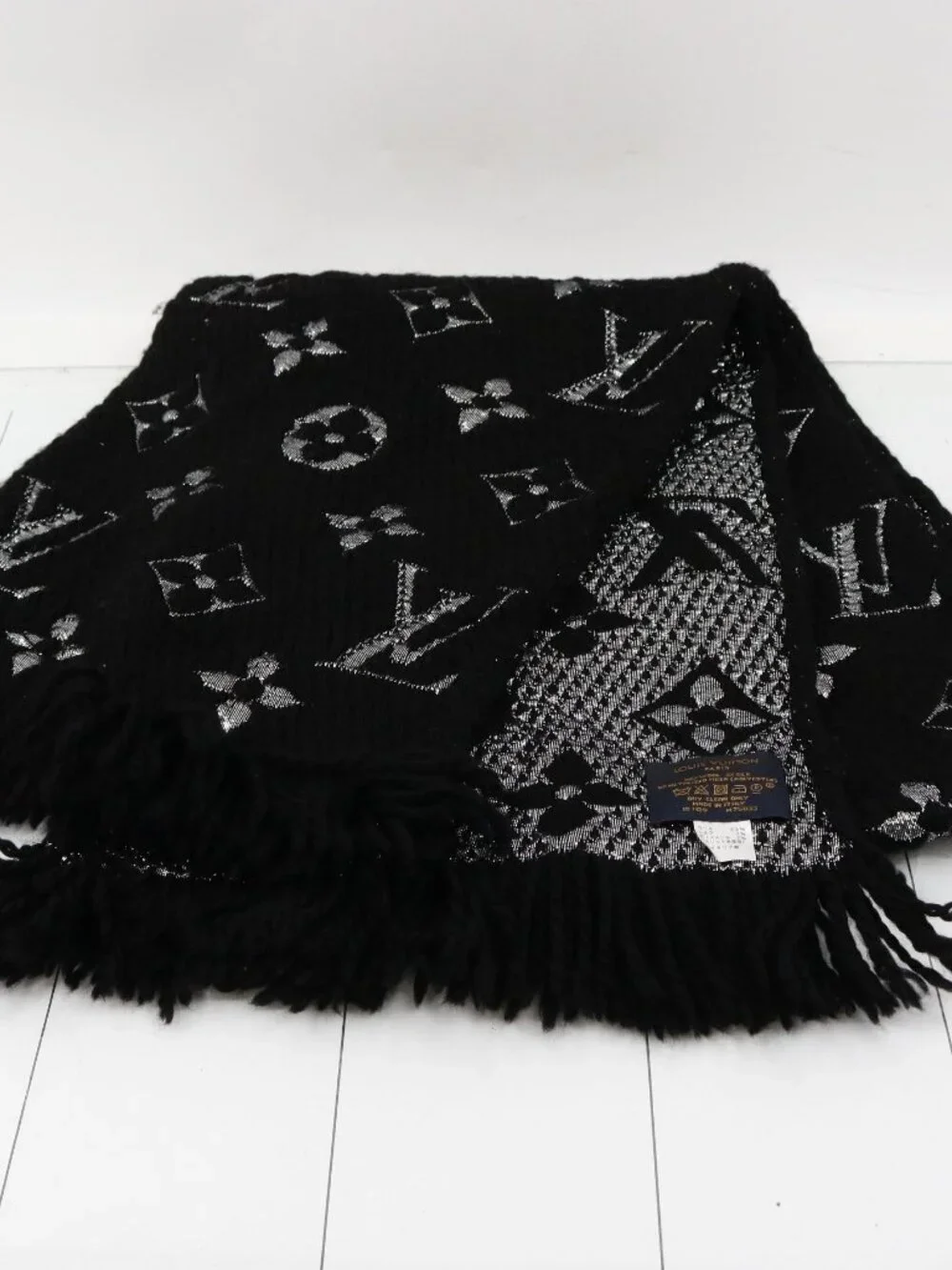 LV Scarf